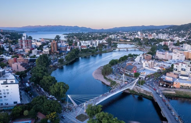VILLA CARLOS PAZ EN BUS - VERANO 2026