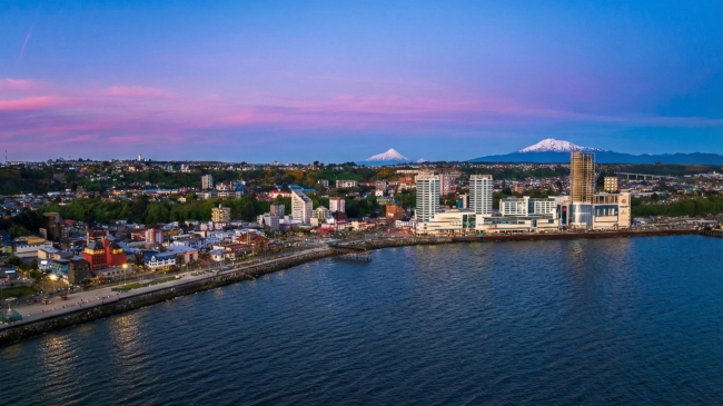 LAGOS Y VOLCANES:  ARGENTINA & CHILE EN BUS 🚍