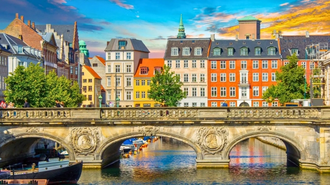 CAPITALES ESCANDINAVAS CON HELSINKI