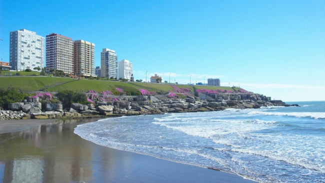 FERIADO 1� MAYO 🧉: MAR DEL PLATA EN BUS 🚍