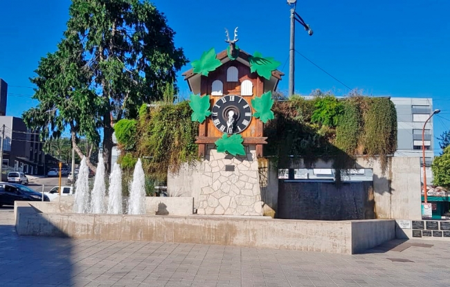 VILLA CARLOS PAZ EN BUS - FERIADO JUNIO