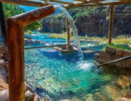 MENDOZA CON TERMAS DE CACHEUTA EN BUS 🚍