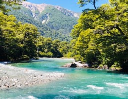 BARILOCHE, EL BOLSON & ESQUEL EN BUS 🚍